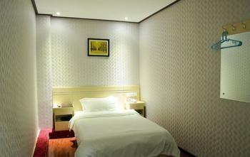 Xinyuan Business Hotel Lojang Kültér fotó